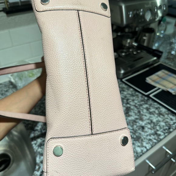Michael Kors Leather Baby Pink Tote Bag. - Picture 9 of 10